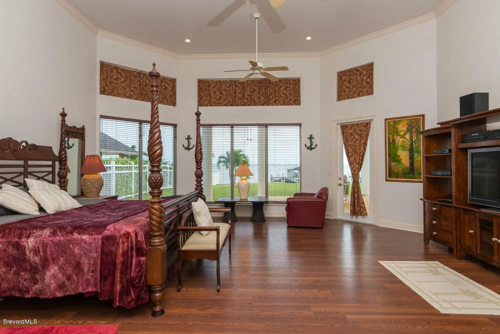 Photo of 355 Bay Point Drive