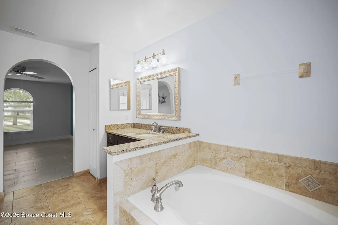 Photo of 2055 Allegheny Circle