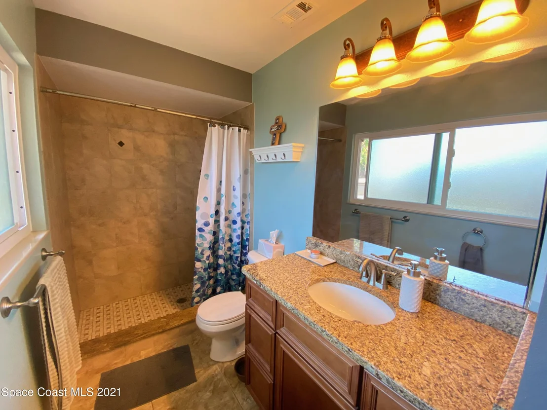 Photo of 740 Burman Lane NE
