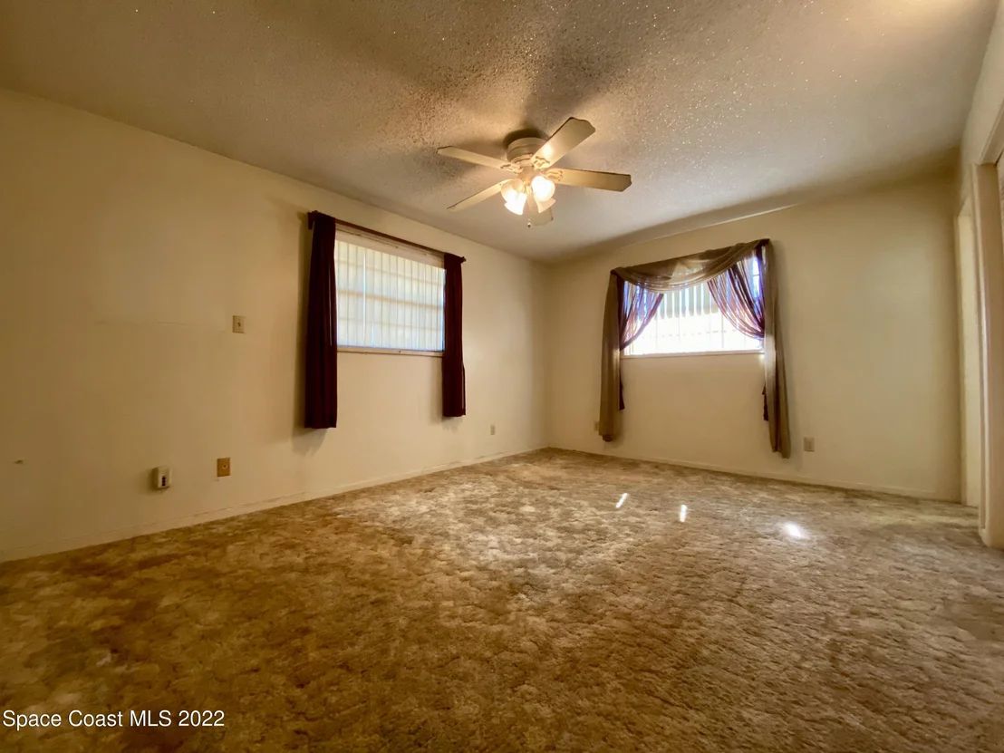 Photo of 3965 Oakland Street
