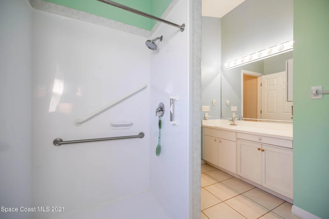 Photo of 2326 Hidden Pine Lane NE