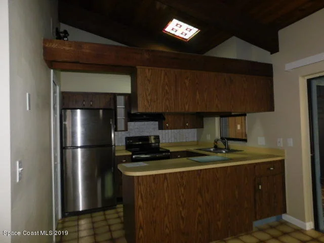 Photo of 280 Bayhead Drive