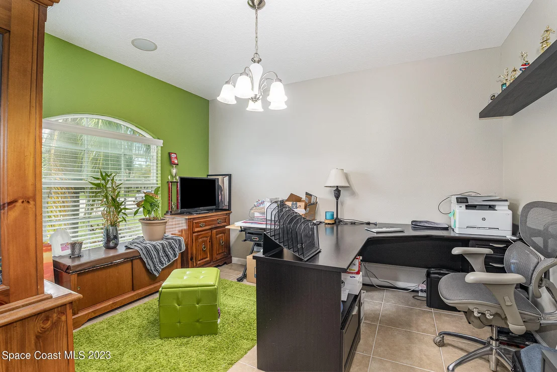 Photo of 1400 Scout Drive