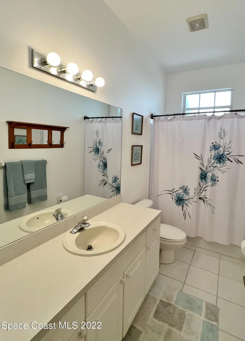 Photo of 1630 Derby Lane
