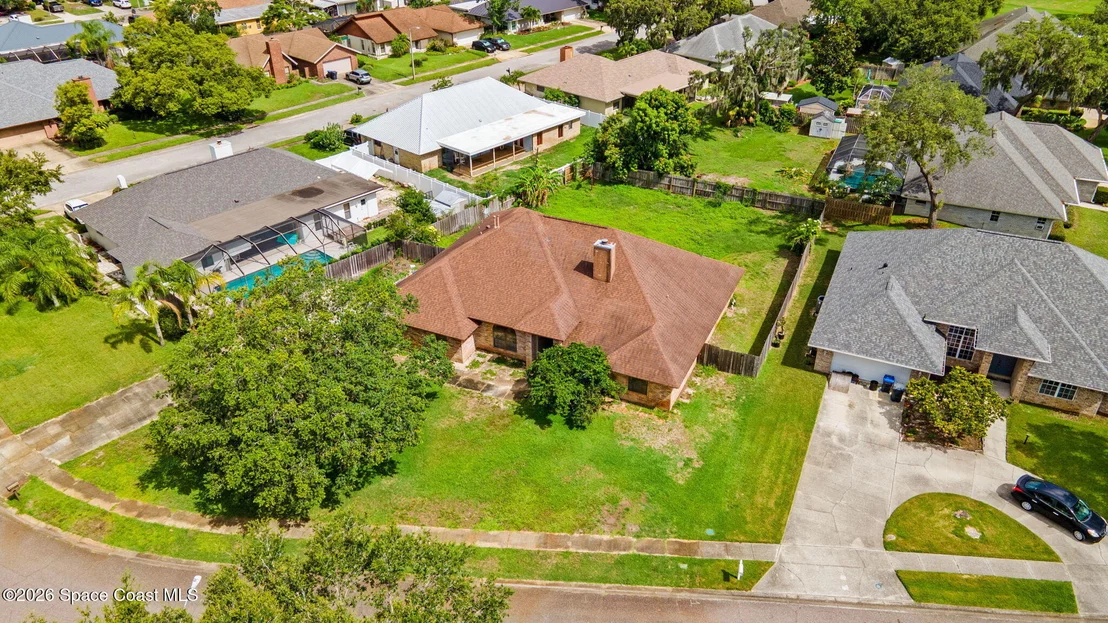 Photo of 2180 Figtree Drive