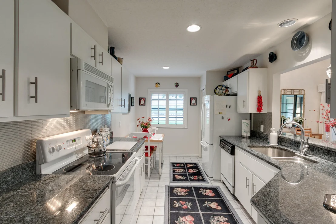 Photo of 906 Ridge Lake Drive