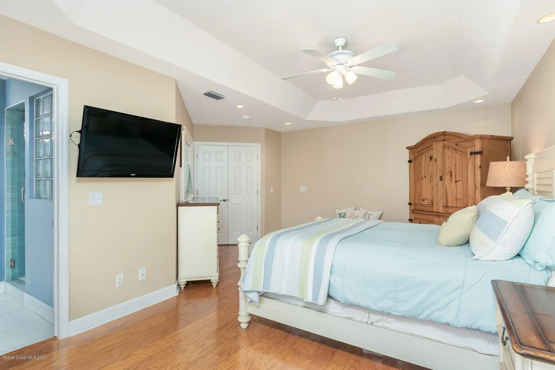 Photo of Unit B at 100 Ormond Drive