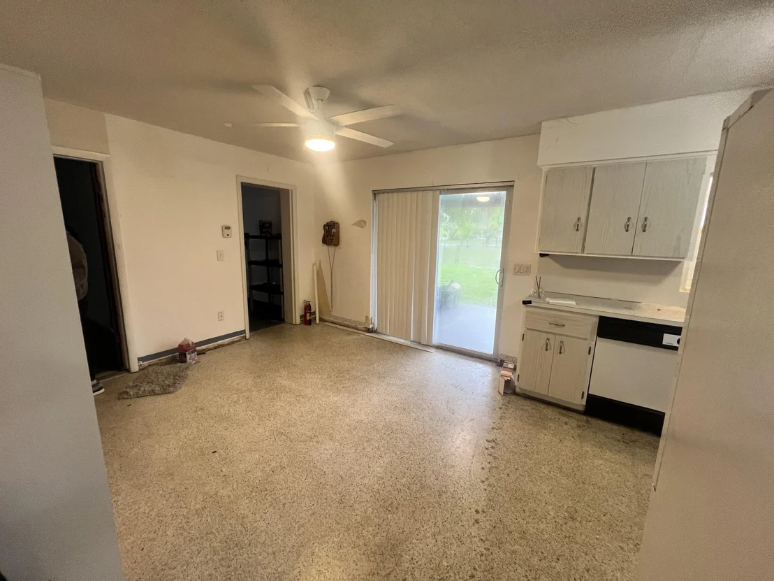 Photo of 2480 Malabar Road