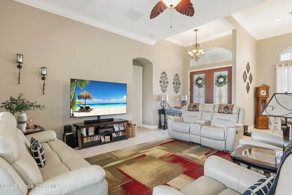 Photo of 5828 Pine Ridge Circle