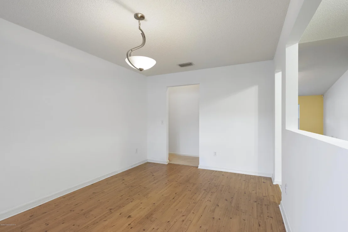 Photo of 1490 Whitman Drive