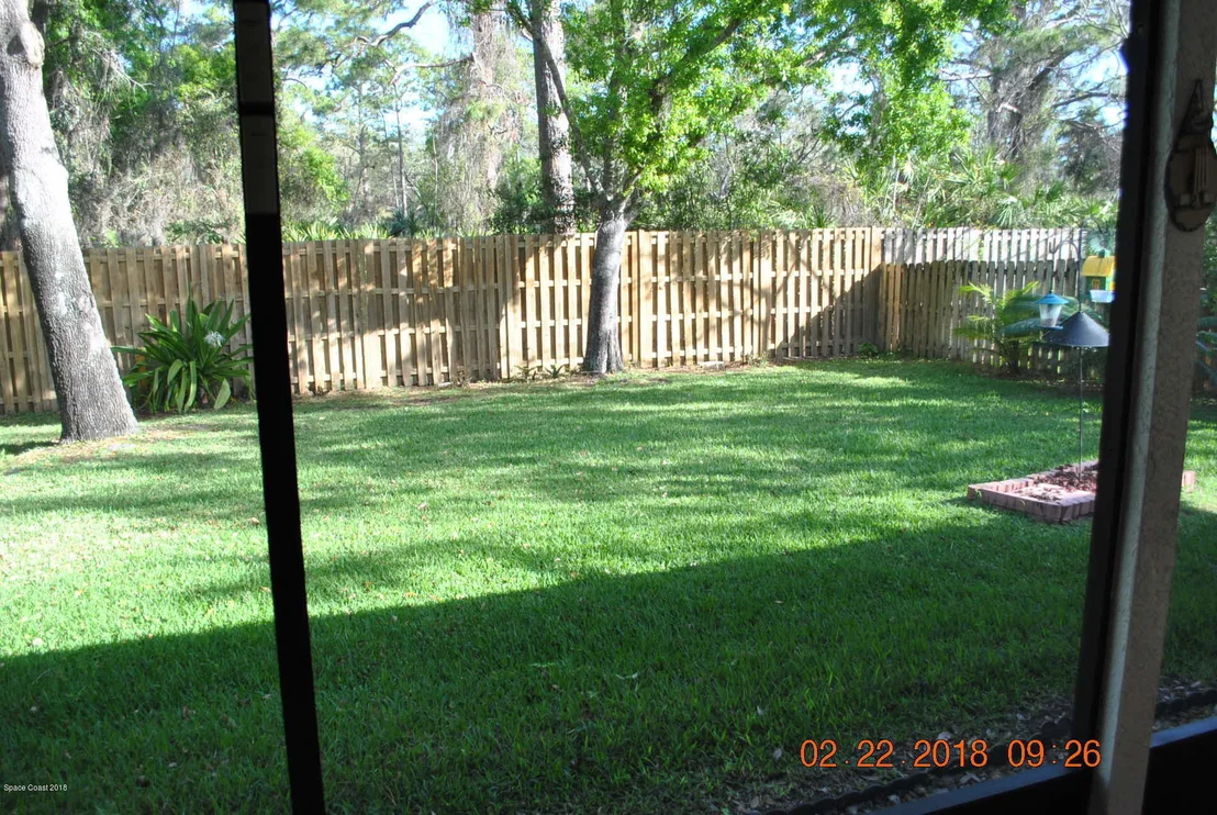 Photo of 889 Shoshone Lane