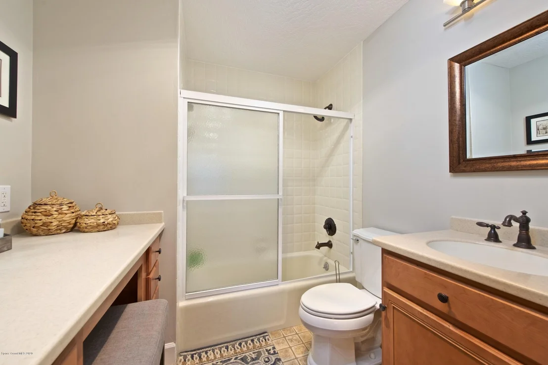 Photo of 637 Woodbridge Drive