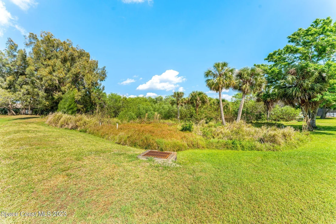Photo of 1368 Centennial Way
