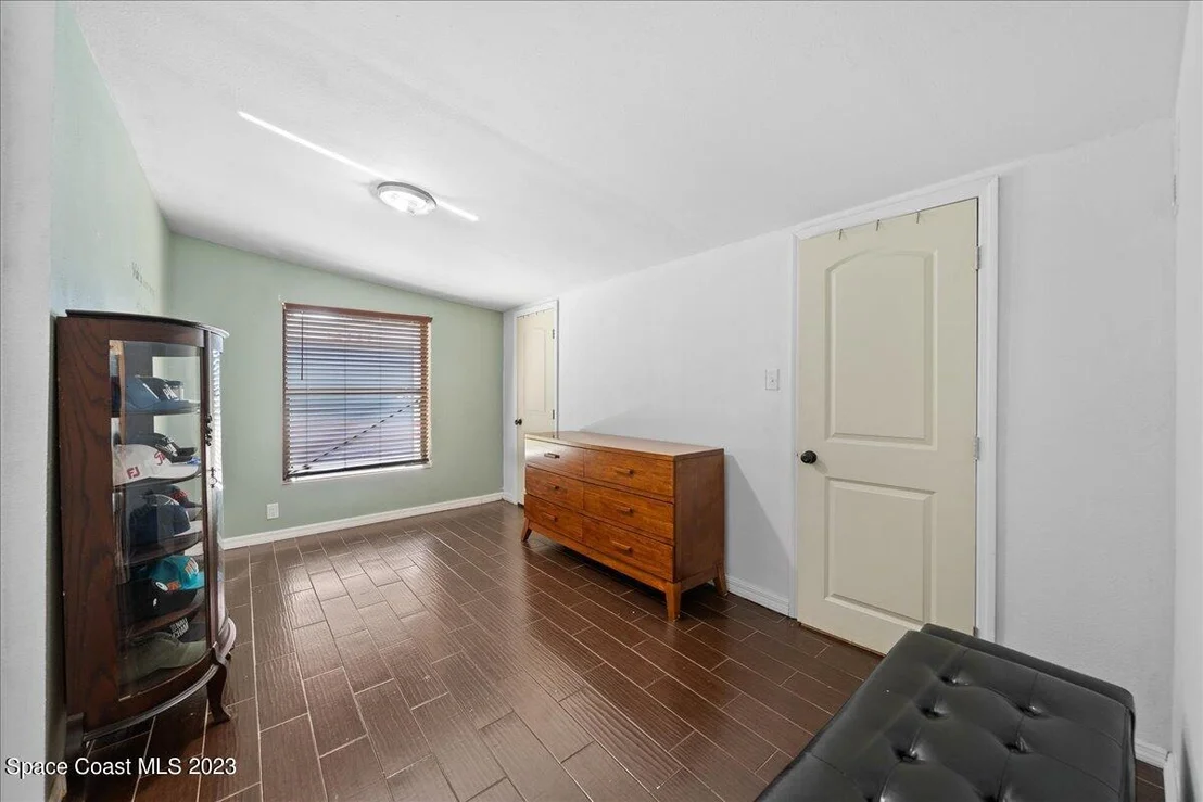Photo of 1021 George Avenue