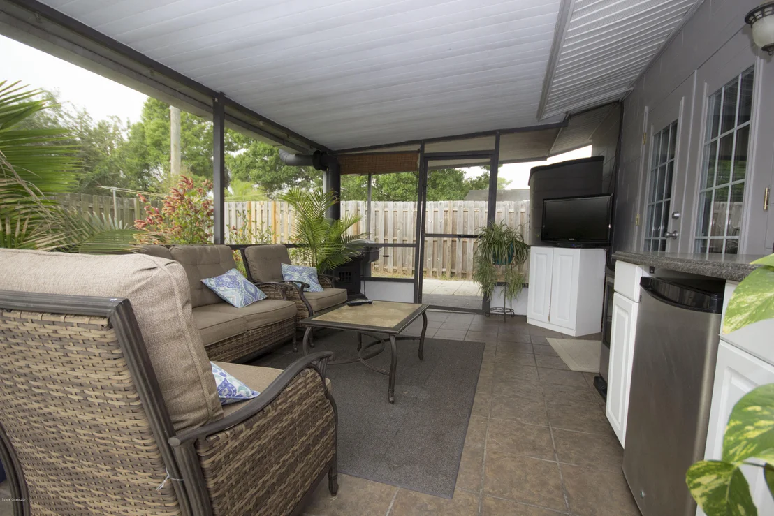 Photo of 863 Westport Drive