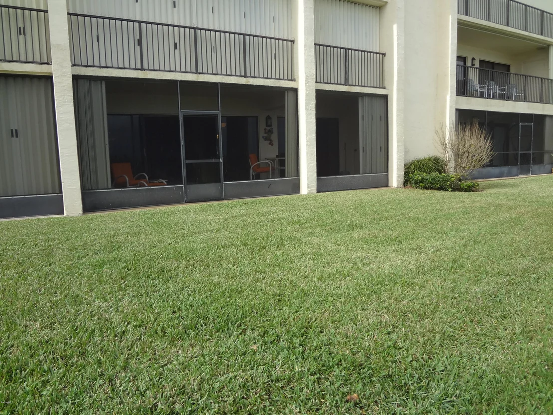 Photo of Unit 112 at 175 Highway A1a