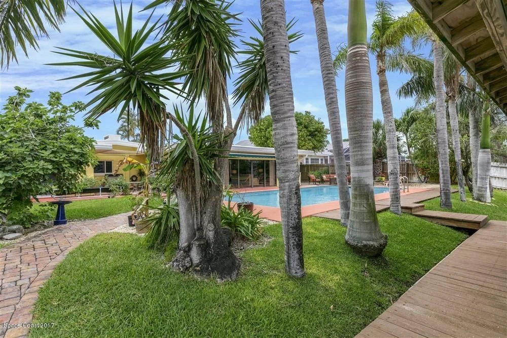 Photo of 11 W Point Drive