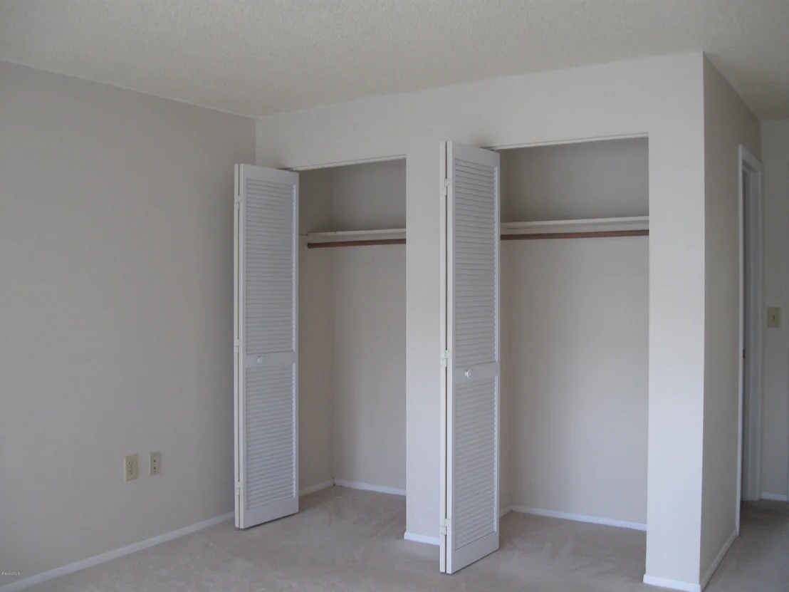 Photo of Unit 5E at 2475 Eagle Drive