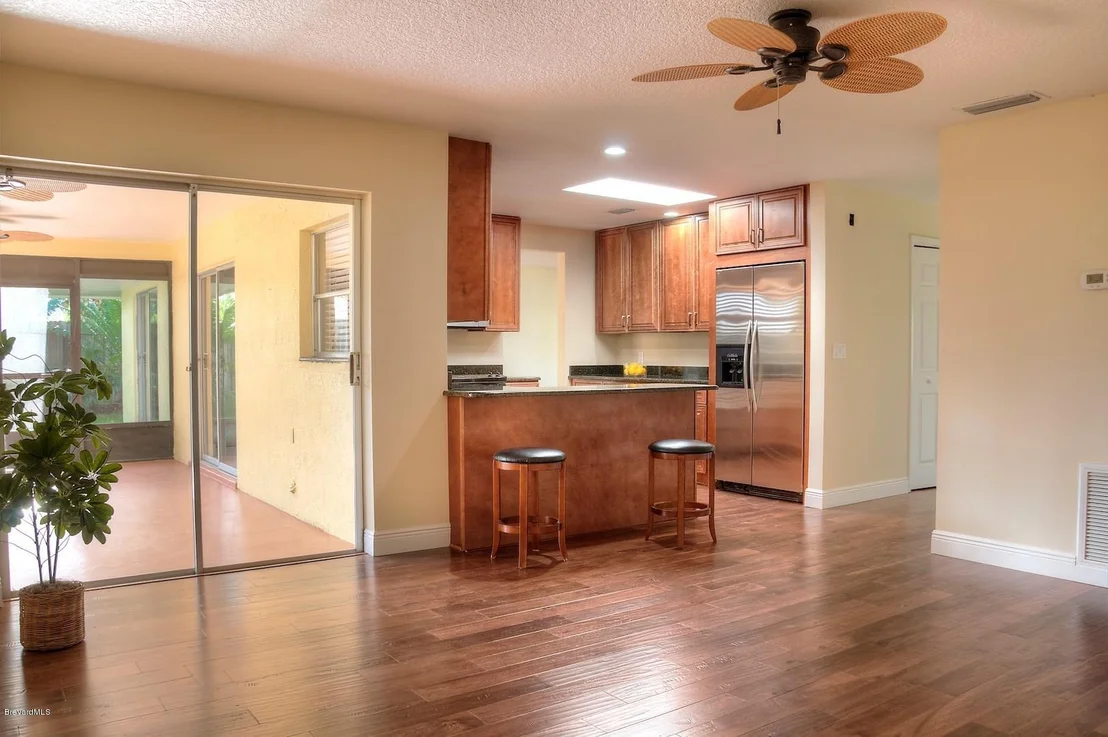 Photo of 400 Oak Ridge Drive