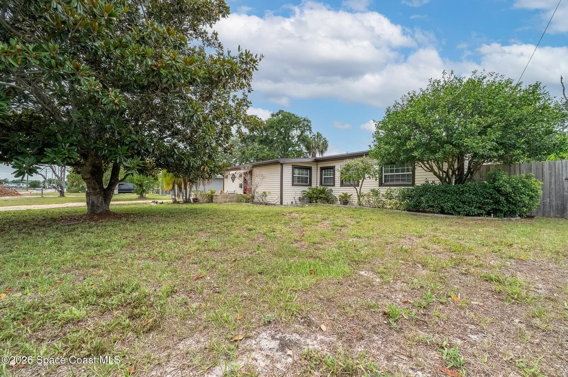 Photo of 986 Sarno Road