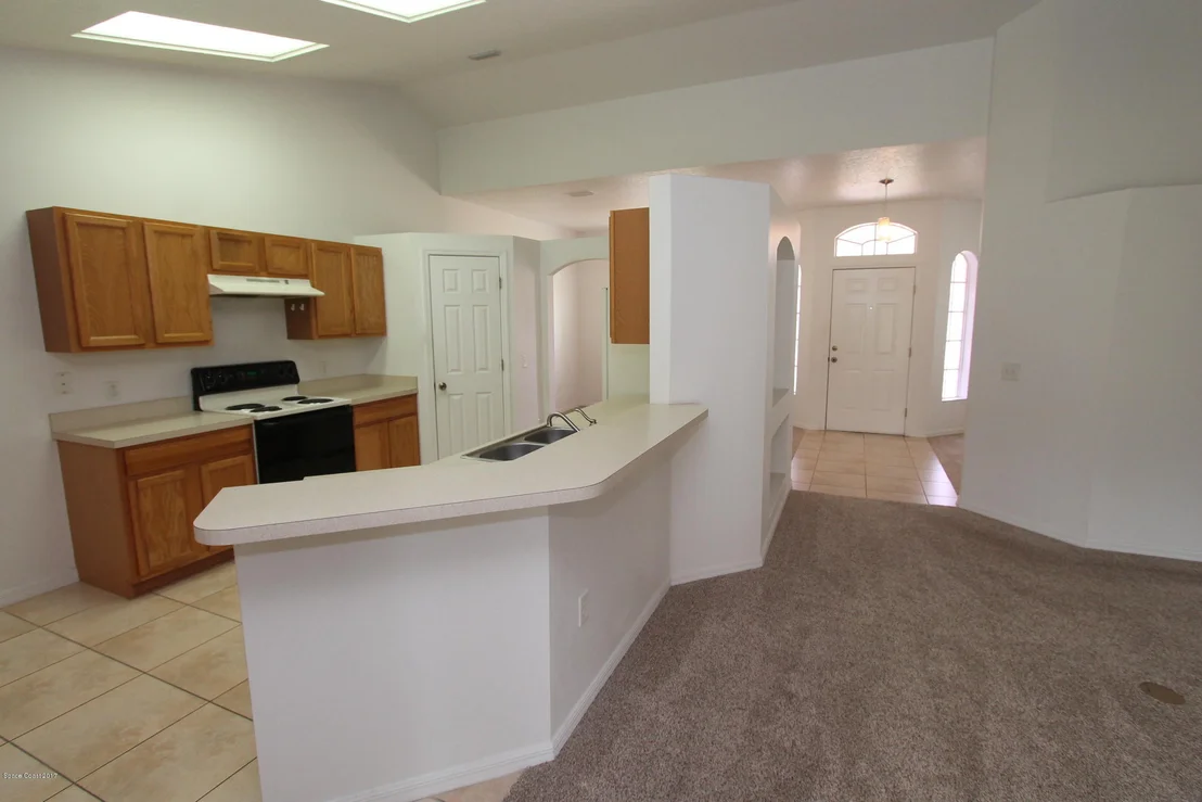 Photo of 6175 Grissom Parkway