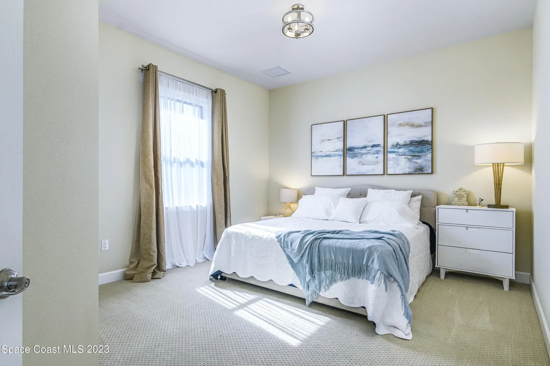 Photo of 814 Lorenza Place