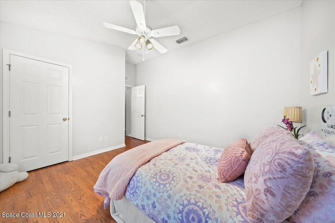 Photo of 1055 Sedgewood Circle