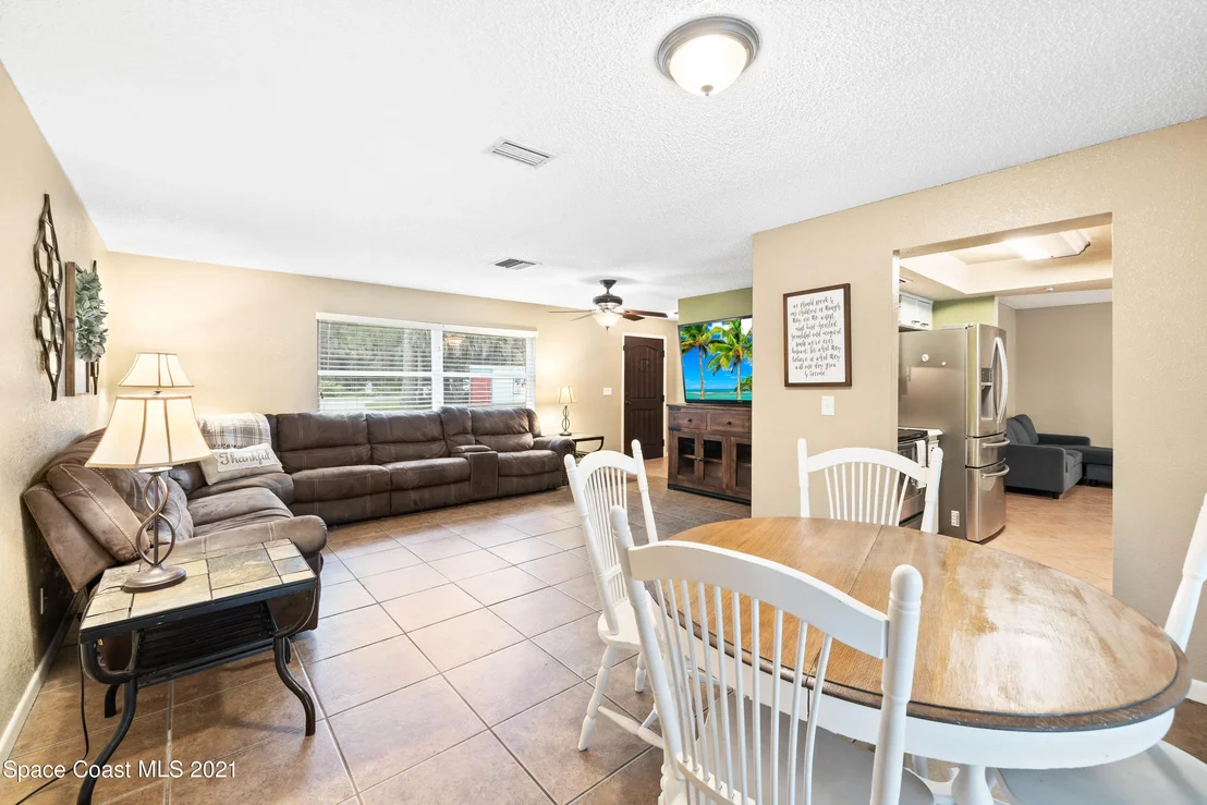 Photo of 2480 Cox Road