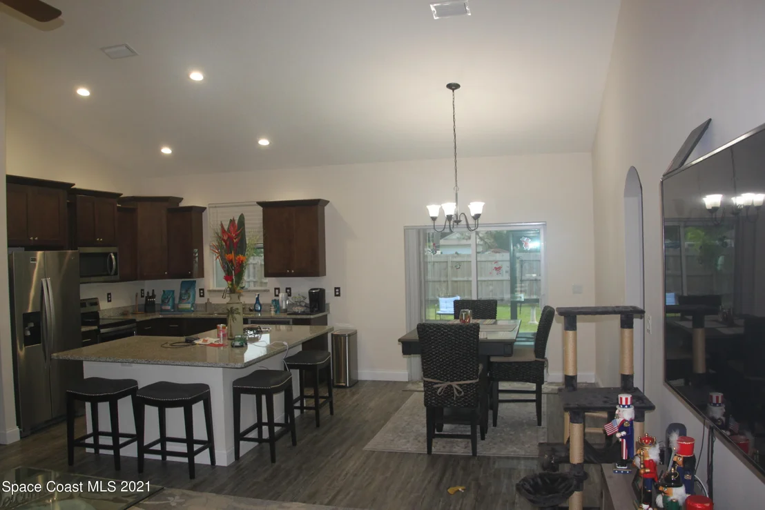 Photo of 6547 Banyan Street