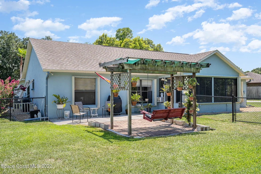 Photo of 796 Kara Circle