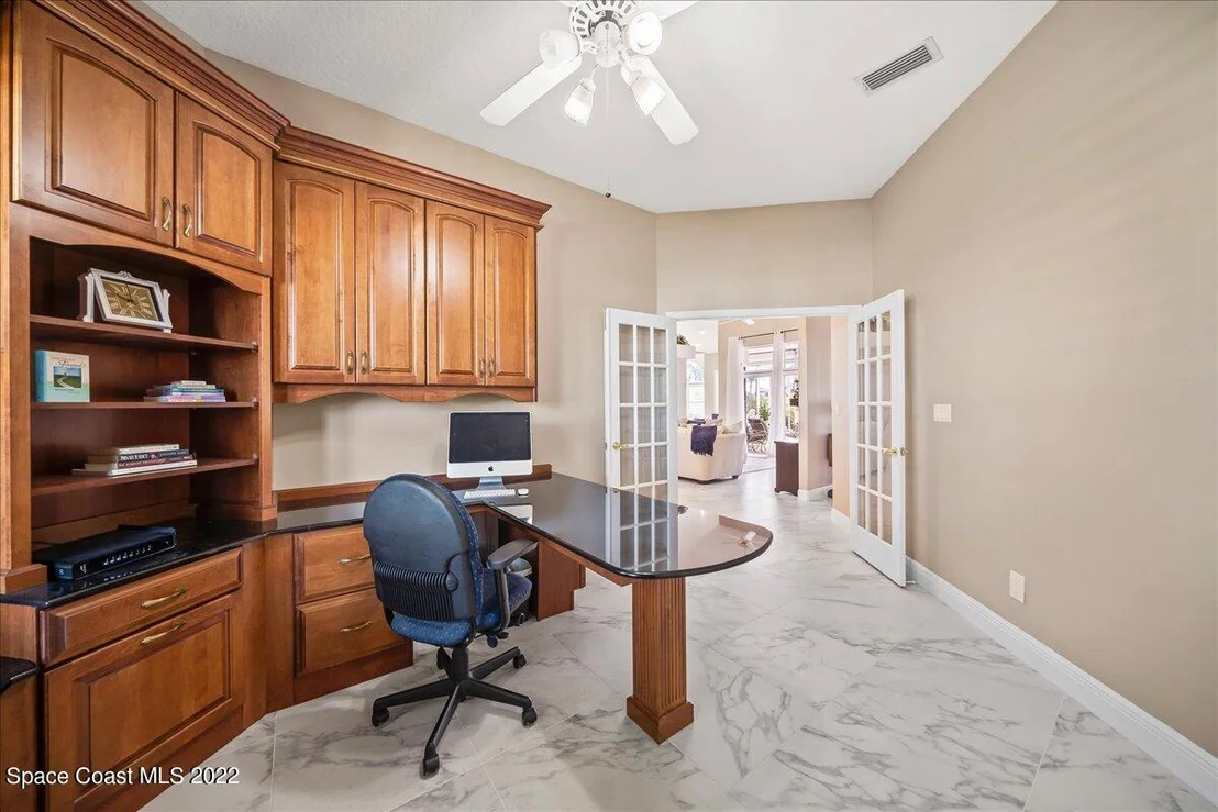 Photo of 1001 Fieldstone Drive