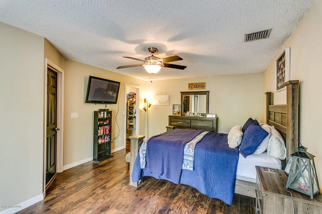 Photo of 6365 Ainsworth Road