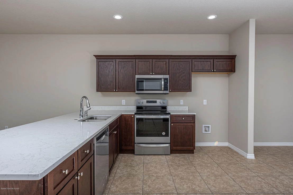 Photo of 475 Dryden Circle