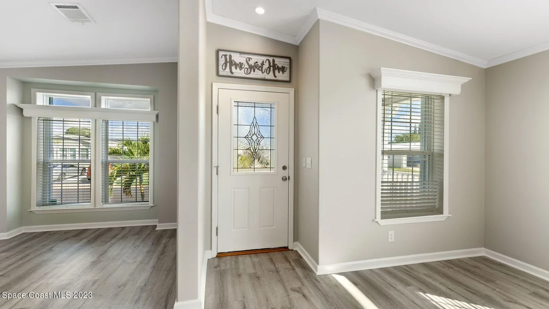 Photo of 1104 Tequesta Drive