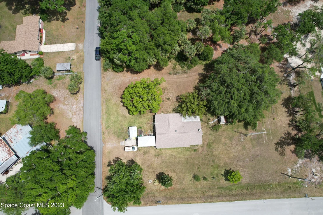 Photo of 5995 Palm Street