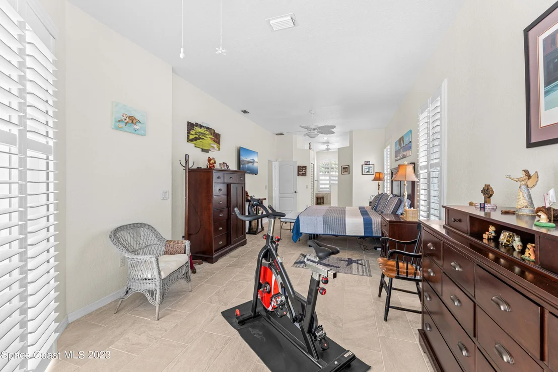 Photo of 665 Carriage Hill Road