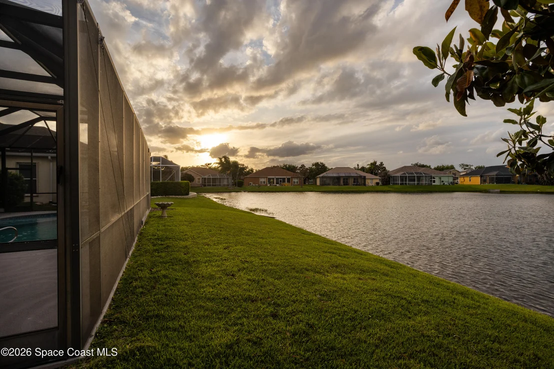 Photo of 4757 Alamanda Drive