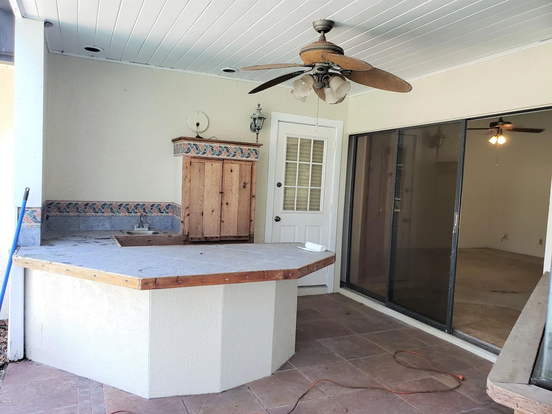 Photo of 1304 Heritage Acres Boulevard