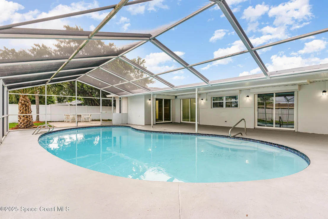 Photo of 750 Burman Lane NE