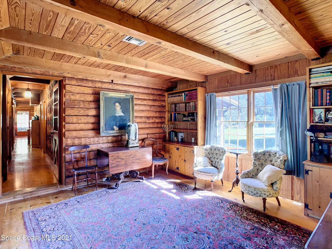 Photo of 4340 Burkholm Road