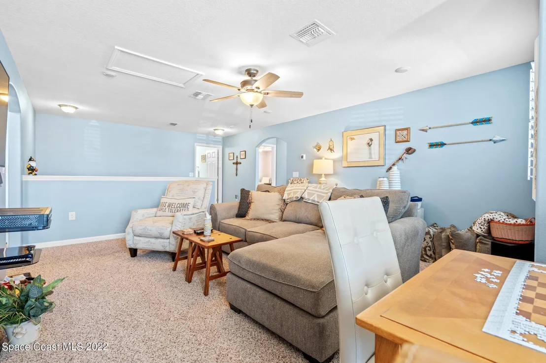 Photo of 982 Peta Way