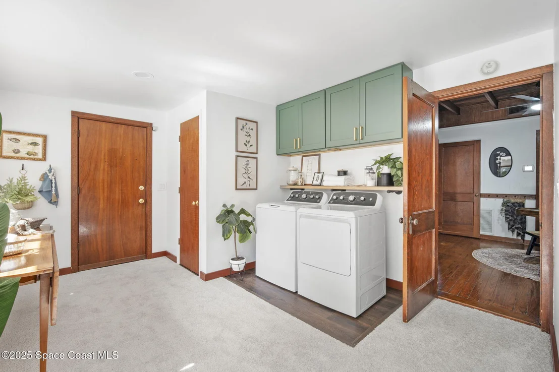 Photo of 597 Old Oak Street