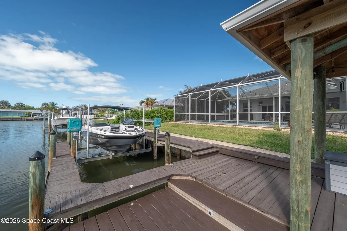 Photo of 447 Sandy Key