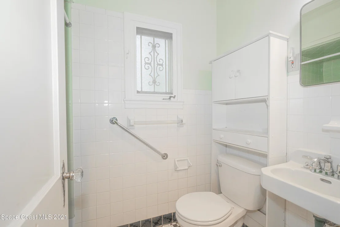Photo of 27 Sweet Street