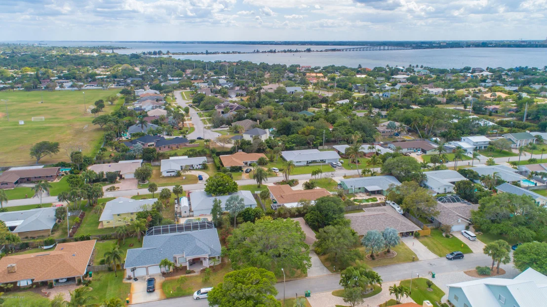 Photo of 421 Monaco Drive
