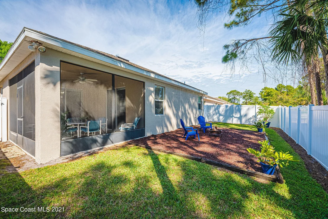 Photo of 401 Waterside Circle