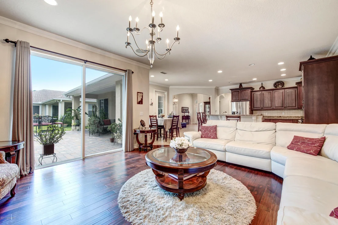 Photo of 2045 Botanica Circle