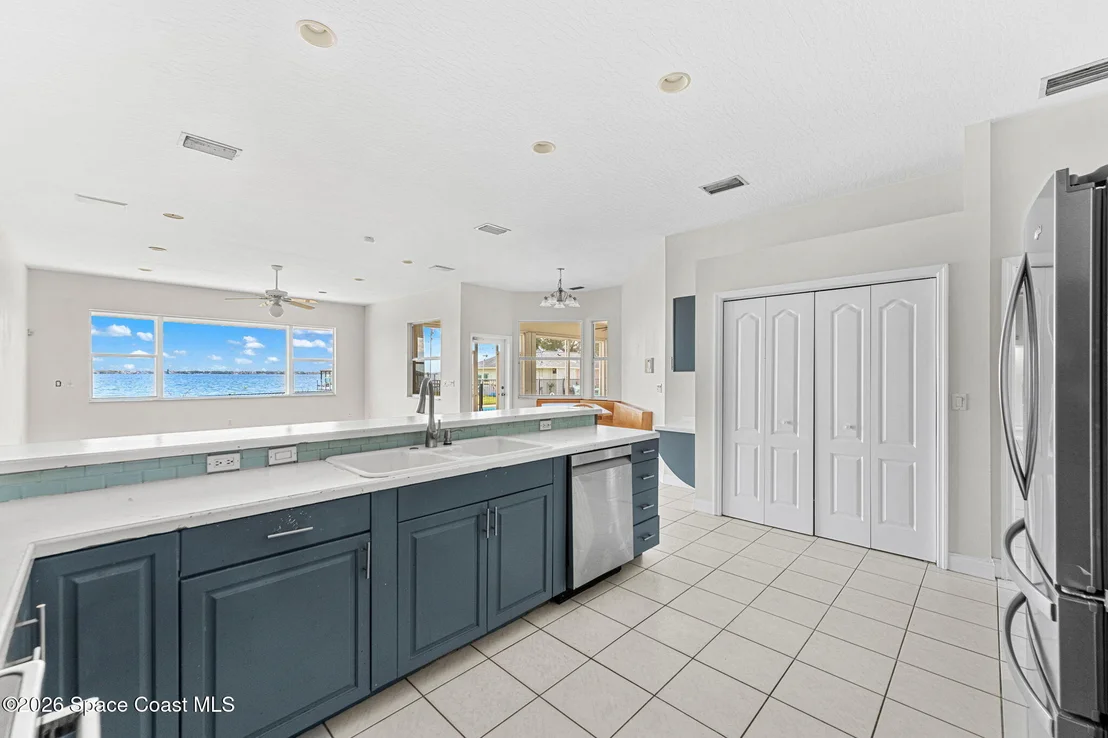 Photo of 2729 Pineapple Avenue