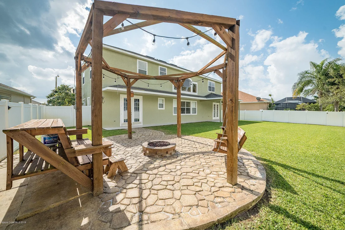 Photo of 4028 Chastain Drive