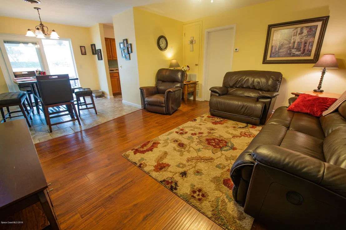 Photo of 2820 Shepard Drive